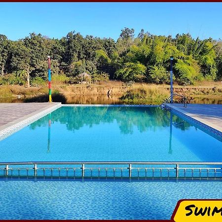 Kanha Resort Buitenkant foto