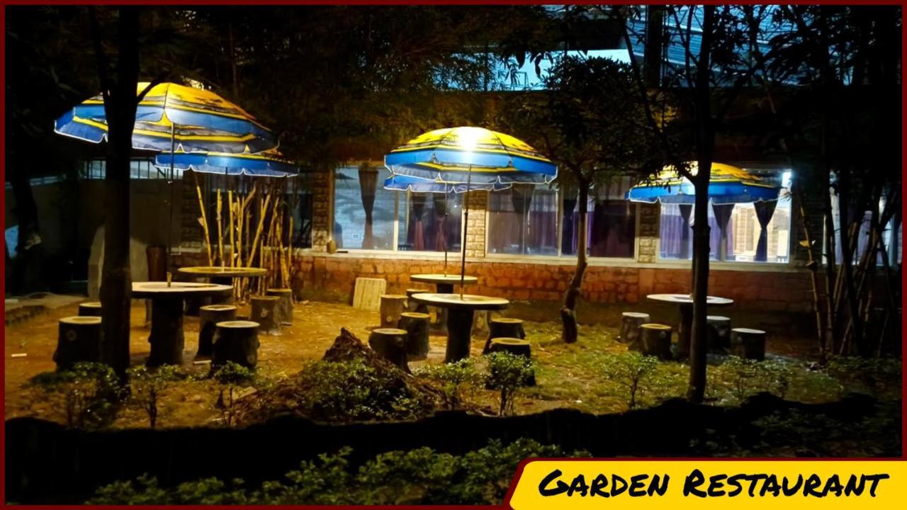 Kanha Resort Buitenkant foto